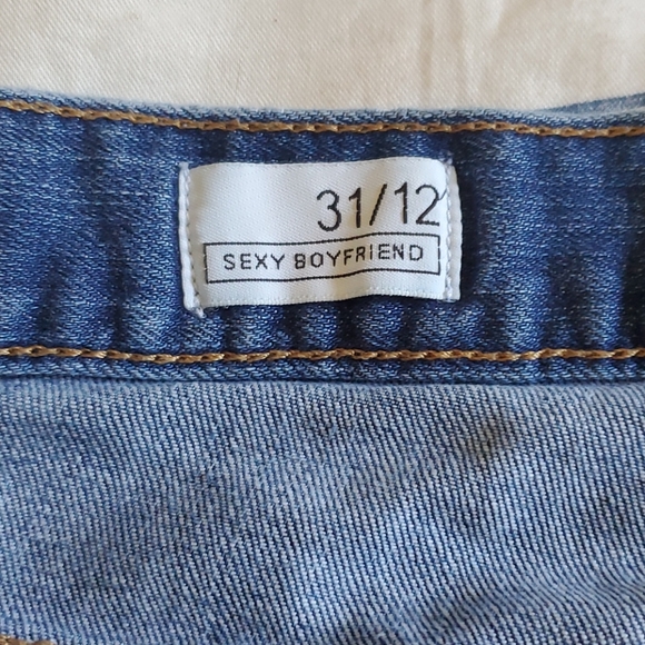 Gap size 12 boyfriend jeans - Picture 2 of 2